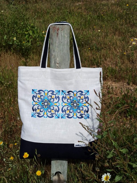 Bolsa em Linho e Cortiça...