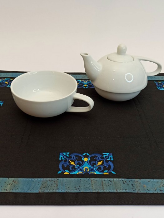 Mesa de corcho individual con corcho azu