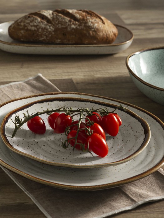 Assiette Plate 28