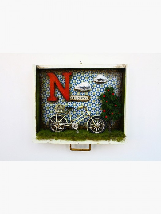 Assemblage 22x19x8cm